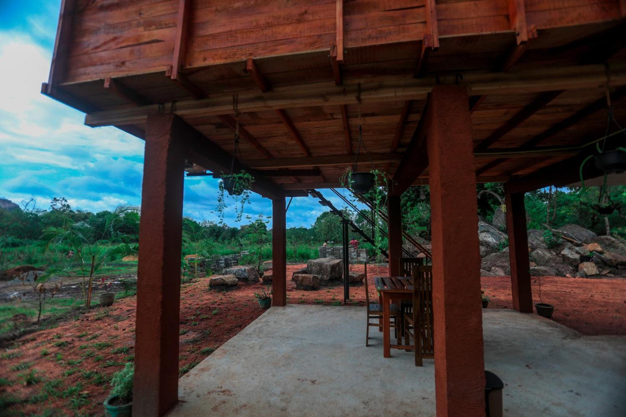 Вилла Lion Wood Treehouse Talkote Экстерьер фото