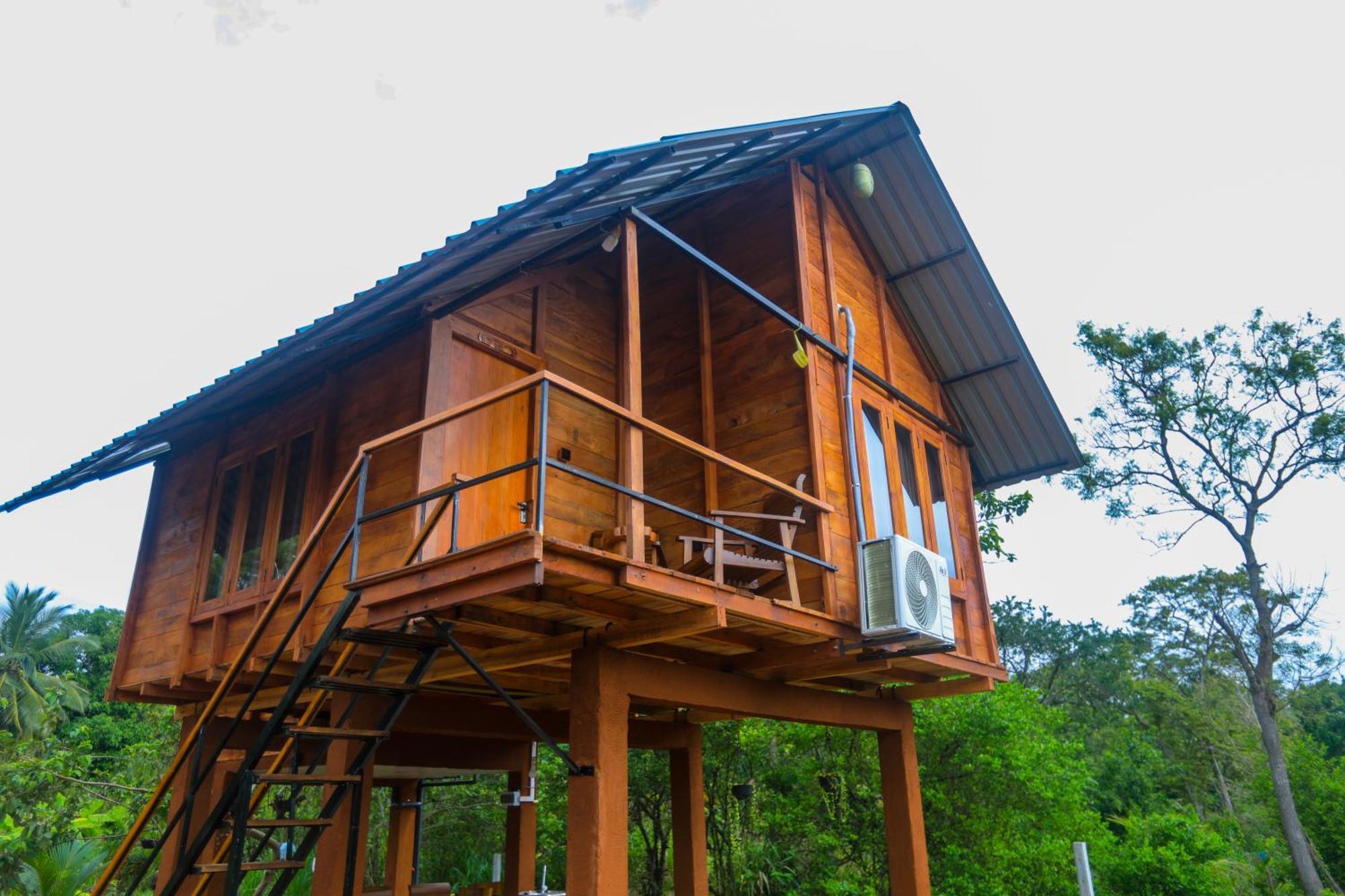 Вилла Lion Wood Treehouse Talkote Экстерьер фото